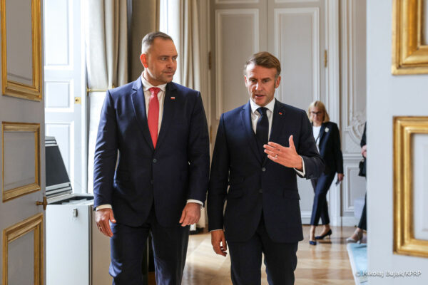 004_a_Prezydent_Karol_Nawrocki_wizyta_Francja_spotkanie_Emmanuel_Macron_20250916_MWB11771